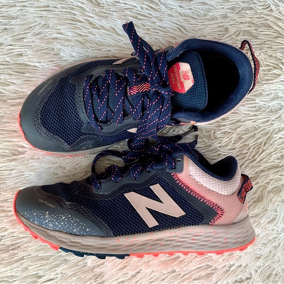 New Balance Other - New Balance Fresh Foam Arishi Blue and Pink Sneakers•13.5